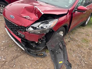 2021 Ford Escape SE - Exterior Front Left Corner Image